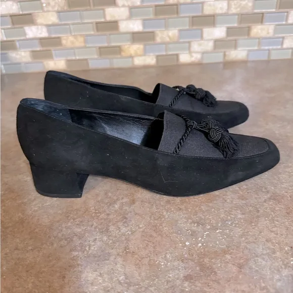 Talbots suede stretch tassle loafers