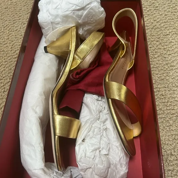 Tamara Mellon Gold Heels Classic Sandals. New with box. Size: 7.5.