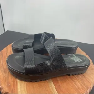 Tamara Mellon Roam flat slide Sandals Sz 38.5 US 8.5 black reptile embossed