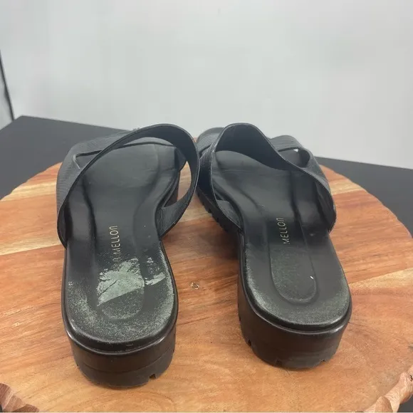 Tamara Mellon Roam flat slide Sandals Sz 38.5 US 8.5 black reptile embossed