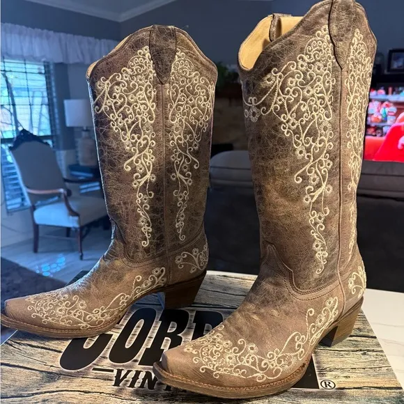 Tan Heeled Boots with Intricate Embroidery and Classic Design