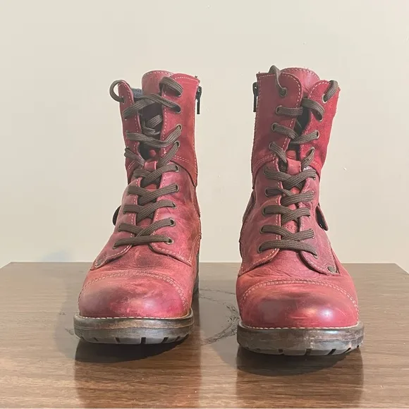 Taos Women’s Boots Leather and Suede Red Lace High Top Sz 7-7.5 (38)