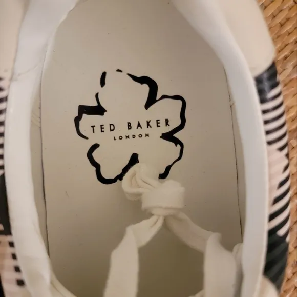 TED BAKER HOUSE CHECK SNEAKERS
