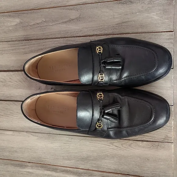 Ted Baker Men Black Leather Slip-On Loafers with Decorative Tassel Detail Size 9