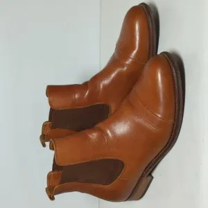 Ten Points womans Chelsea Dakota Swedish ankle boots womans size 8.5. EU 39