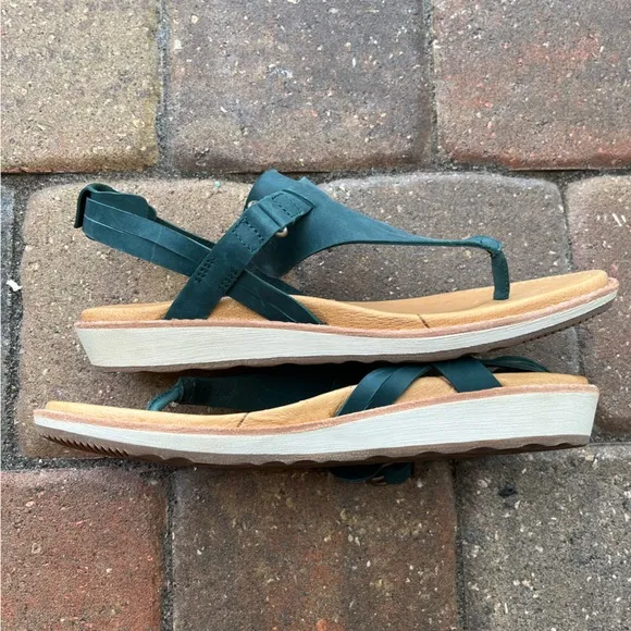 Teva Encanta Arctic Forest Sandals with T-Strap Design