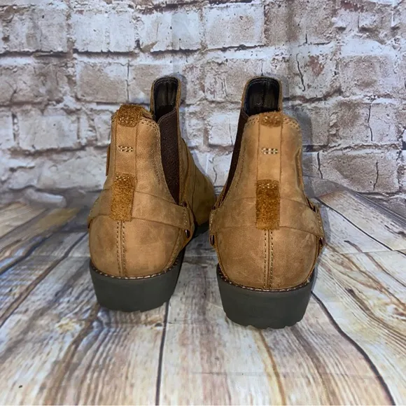 Teva Women’s De La Vina Dos Chelsea Boots Size 7 in Bison