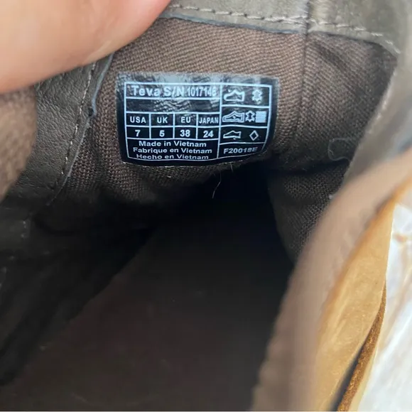 Teva Women’s De La Vina Dos Chelsea Boots Size 7 in Bison