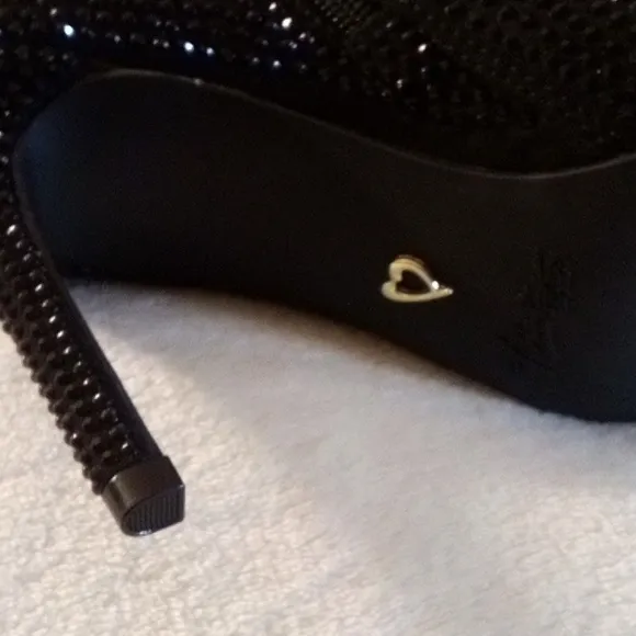 THALIA SODI SPARKLING BLACK HEELS BRAND NEW SIZE 7.5 THESE WILL TURN HEADS!