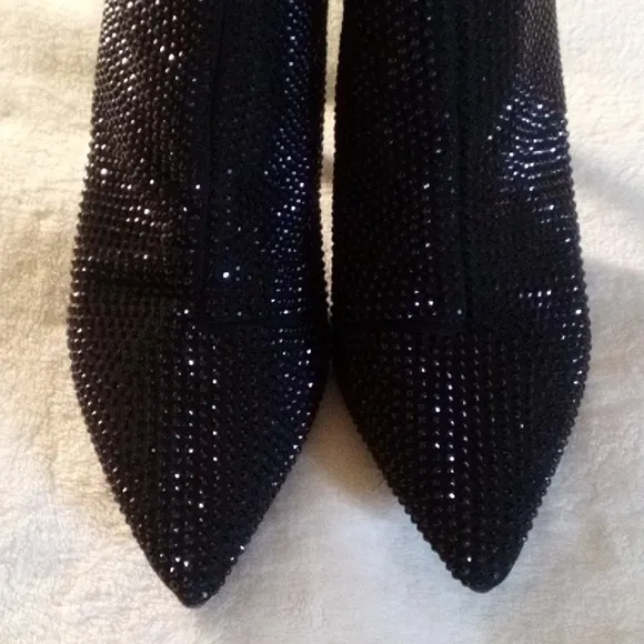 THALIA SODI SPARKLING BLACK HEELS BRAND NEW SIZE 7.5 THESE WILL TURN HEADS!
