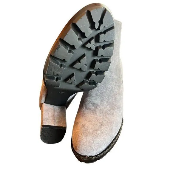 The‎ Fashion Classic Grey Chunky Platform Boots NWT SIze 8