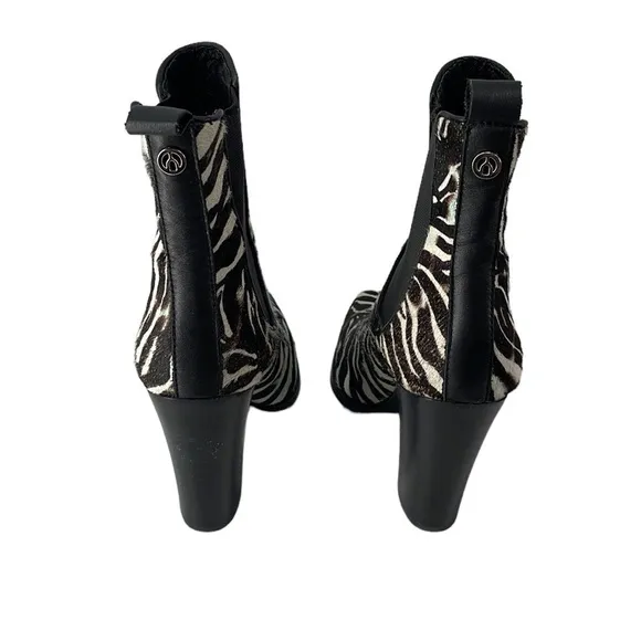THE wishbone boots animal print leather upper eccentric unique artsy sz 7
