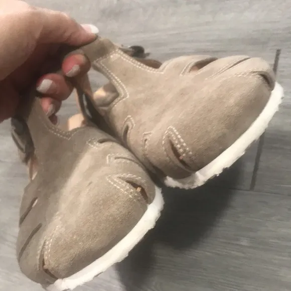 THINK! JULIA MACCHIATO/KOMBI Suede Fisherman Sandals size 8.5