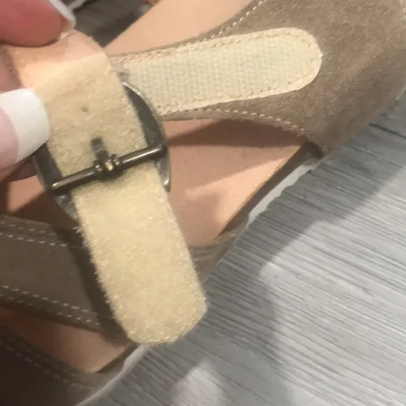 THINK! JULIA MACCHIATO/KOMBI Suede Fisherman Sandals size 8.5