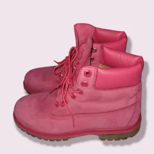Timberland Boots / Girls SIZE 7 / Classic Pink