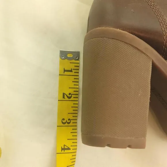 Timberland Brown Leather Size 7.5 Heeled Boots