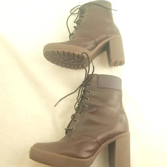 Timberland Brown Leather Size 7.5 Heeled Boots