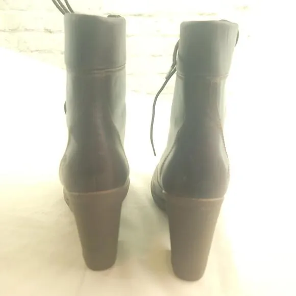 Timberland Brown Leather Size 7.5 Heeled Boots