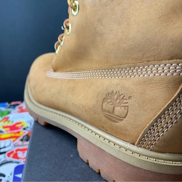 Timberland Classic 6 Inch Wheat Boots Size 6.5Y / 8 Women's