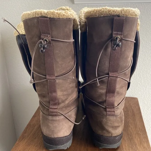 Timberland Leather 22615 Waterproof Brown Lined Snowboots, Women’s 10 M