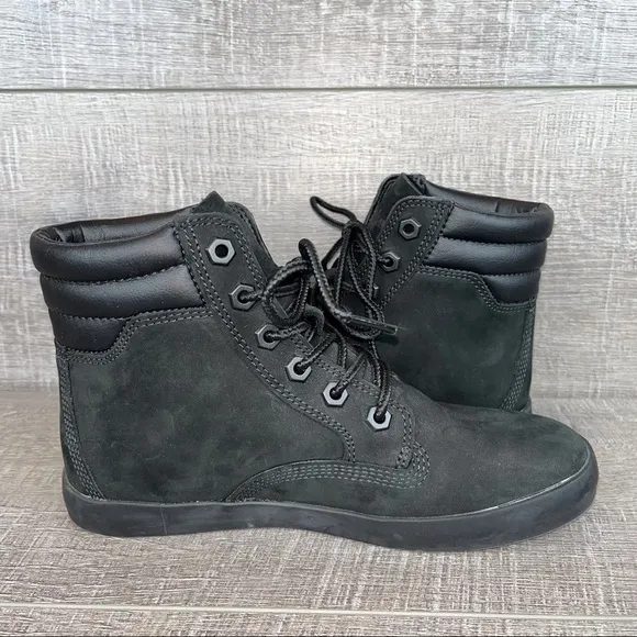 Timberland sz 6 dausette black suede sneaker boot
