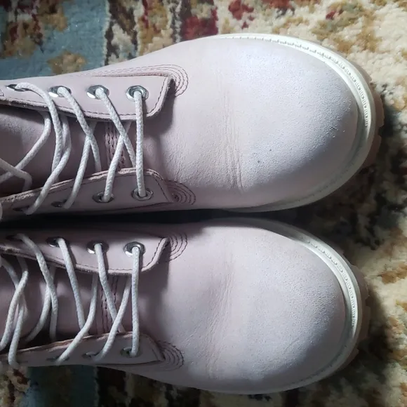 Timberlands Baby Pink &amp; White Boots