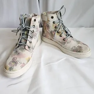 Timberland Women's Londyn Floral Suede Boots Women's Size 9