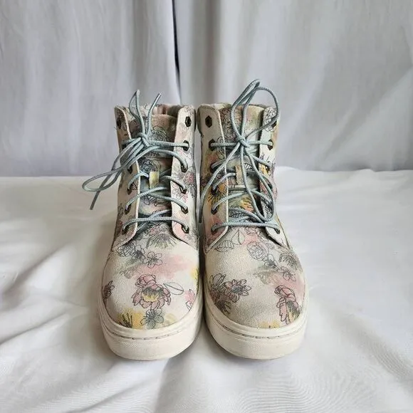 Timberland Women's Londyn Floral Suede Boots Women's Size 9