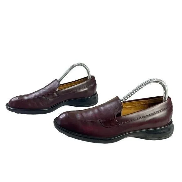 Tod's Burgund Leather Loafers Womens Size EU 38‎