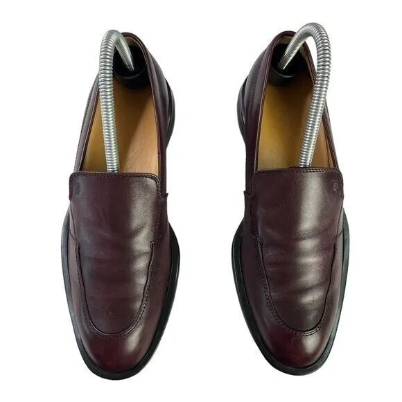 Tod's Burgund Leather Loafers Womens Size EU 38‎