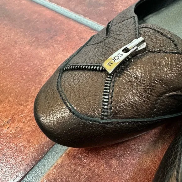Tods Leather Imaginative Zipper Loafers Size 7.5
