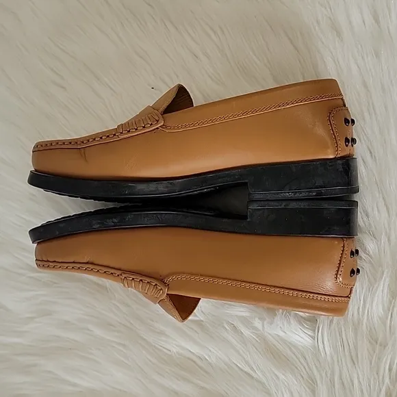 Tods penny slot  leather loafers size 35