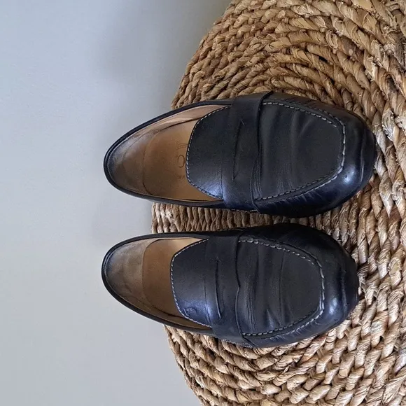 Tod's Womens Classic Black Leather Driving Penny Loafers Rubber Tred Soles S10.5