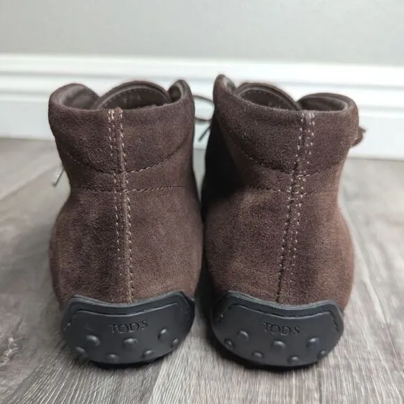 Tod's Brown Suede leather lace up chukka ankle boots booties womens 37.5 EU 7.5