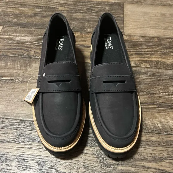 Toms Cara Black Leather Women's Lug Penny Loafers 10021698 9.5W Wide Platform