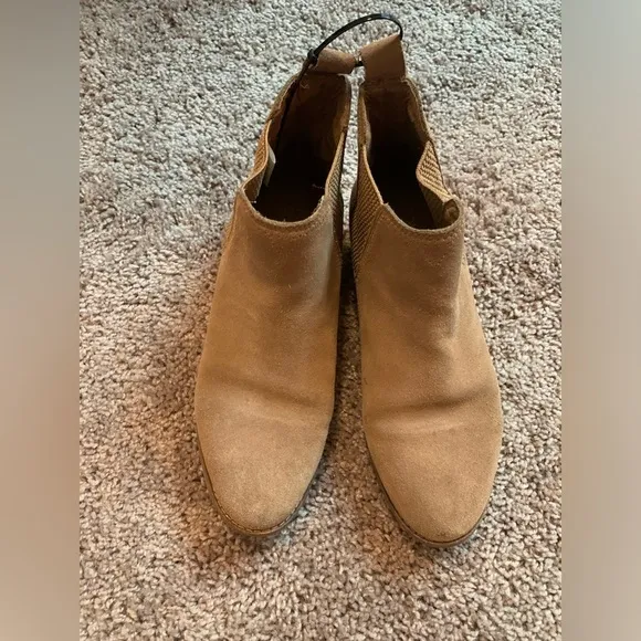 TOMS Ella Suede Brown Ankle Boots Chelsea Classic Casual Tan Camel Brown 7.5