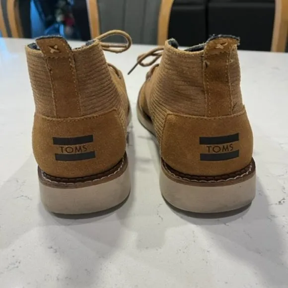 TOMS Mens Mateo Chukka  Boots Chestnut Brown | Size 9.5