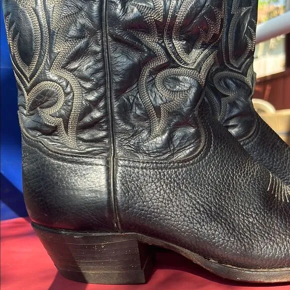 Tony Lama Black Leather Cowboy Boots with Embroidered Design Style 6904 Size 9 D