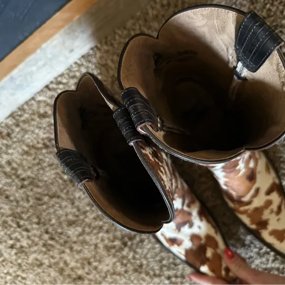 Tony Lama Cowhide Boots