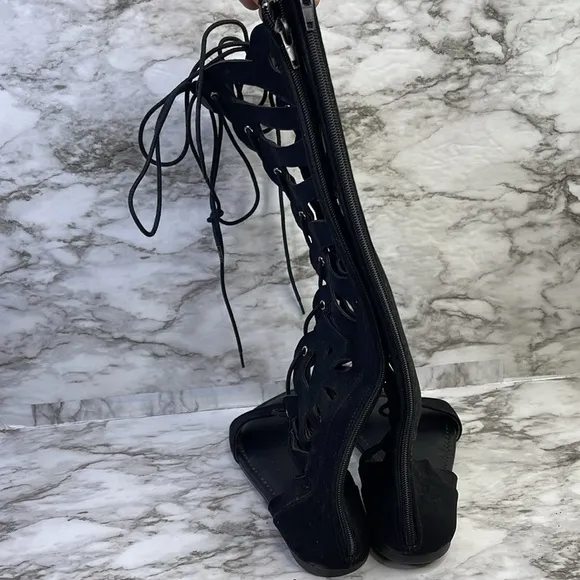 Torrid Cutout Lace Up Knee High Sandals Gladiator Black size 7W