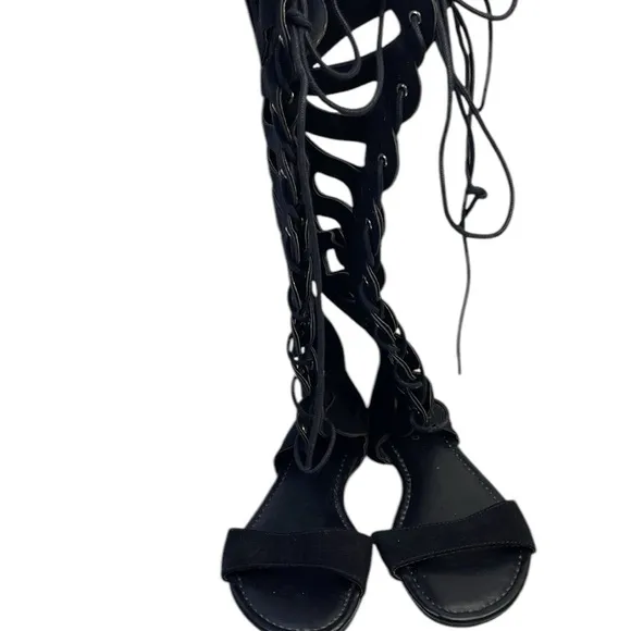 Torrid Cutout Lace Up Knee High Sandals Gladiator Black size 7W