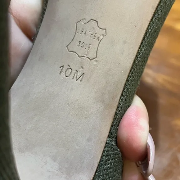 Tory Burch ‘Amina’ High Heel Sandals In Olive, Size US 10M, No Box