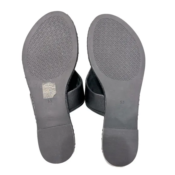 Tory Burch Black Fleming Flat Thong Sandal Sz 5.5