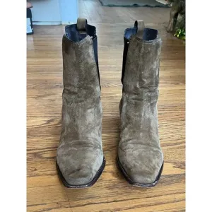 Tory Burch Brown Suede River Rock Medallion Chelsea Shoes Boots  Women's Size 7
