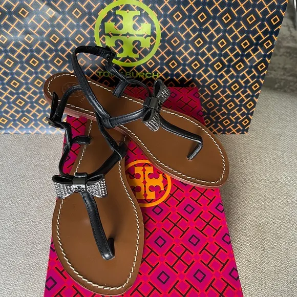 Tory Burch Bryn Pave Bow Flat Thong Sandals, Black Leather, women, 6M