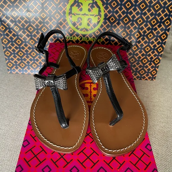 Tory Burch Bryn Pave Bow Flat Thong Sandals, Black Leather, women, 6M