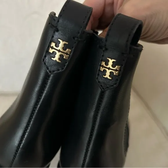 Tory Burch Chelsea pull on ankle boots size 7.5