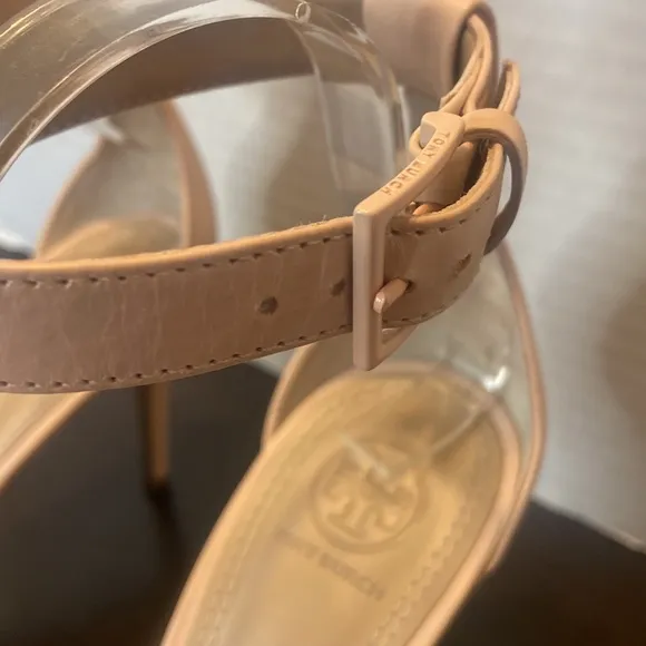 Tory Burch Classic Pale Pink Suede Ankle Strap Heels Sandals Size 9