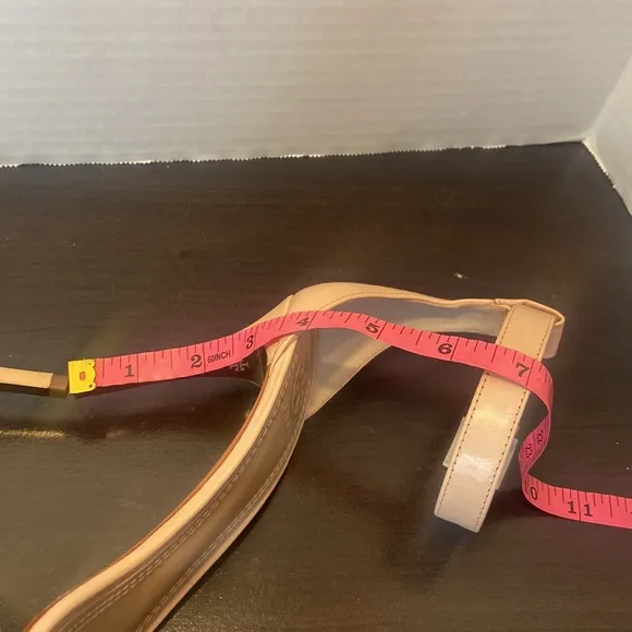 Tory Burch Classic Pale Pink Suede Ankle Strap Heels Sandals Size 9