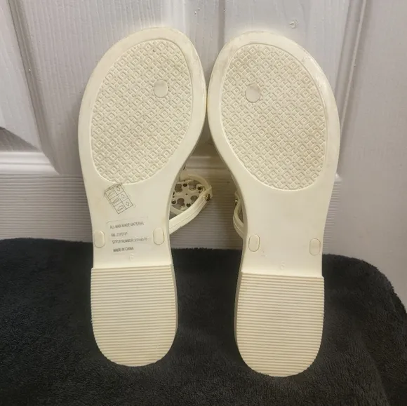 Tory Burch Ivory Off White Mini Miller Flat Thong Jelly Sandals Size6